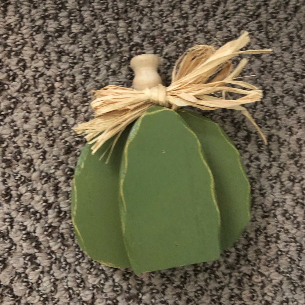 Pumpkin Table Decor - Picture 2 of 2